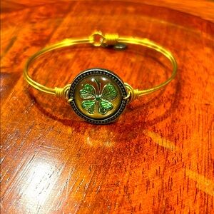 Luca and Danni Gold and Green Clover shamrock Bracelet